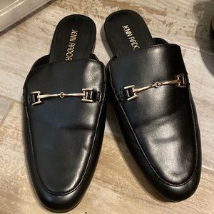 Love these but I don’t wear them enough. Size 6 1/2